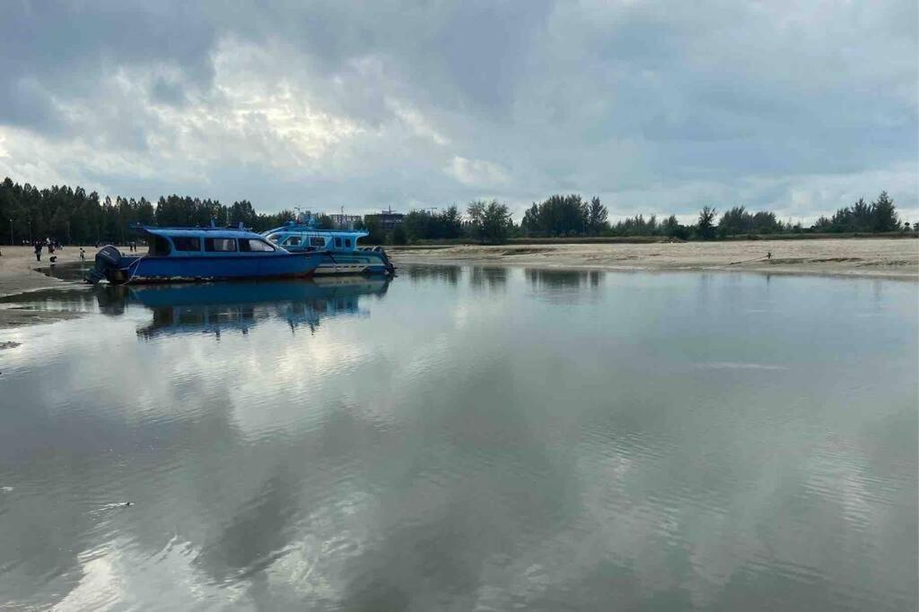 Melaka Beach Villa Klebang Besar Buitenkant foto
