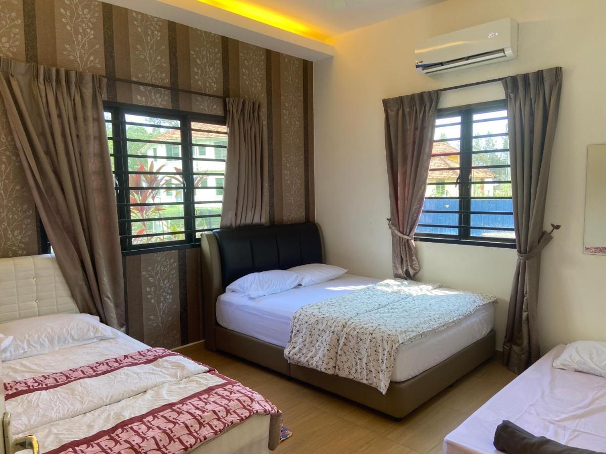 Melaka Beach Villa Klebang Besar Buitenkant foto