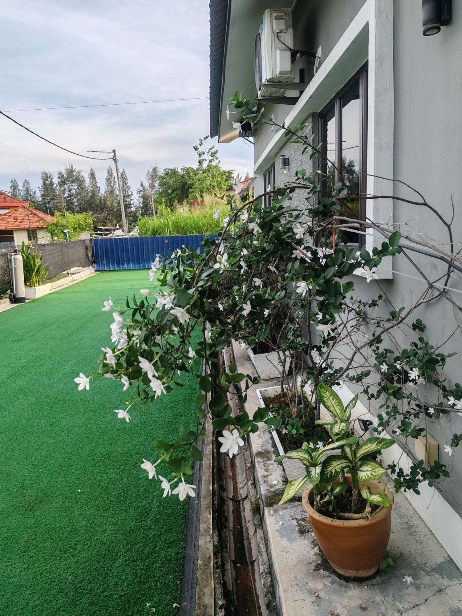 Melaka Beach Villa Klebang Besar Buitenkant foto